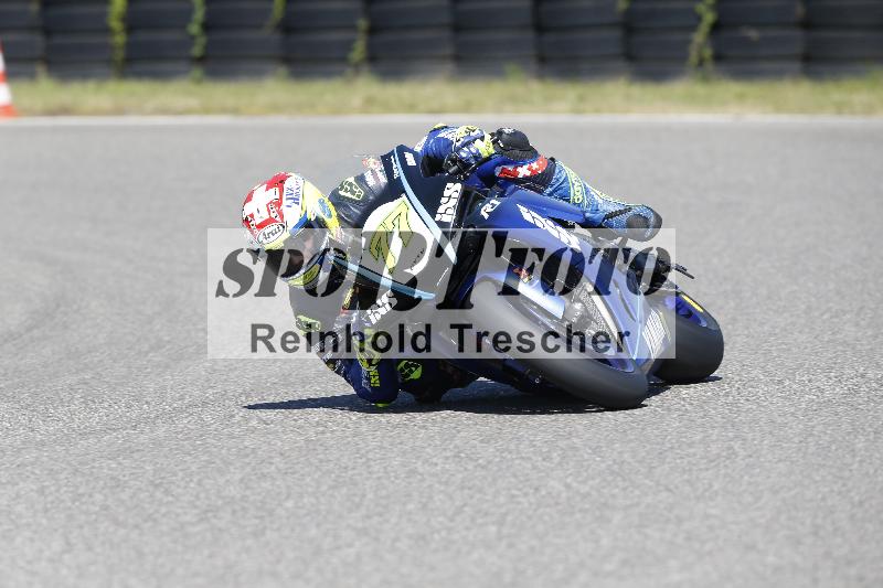 /Archiv-2025/48 25.08.2025 Cornu Master School ADR/rot-rouge/77